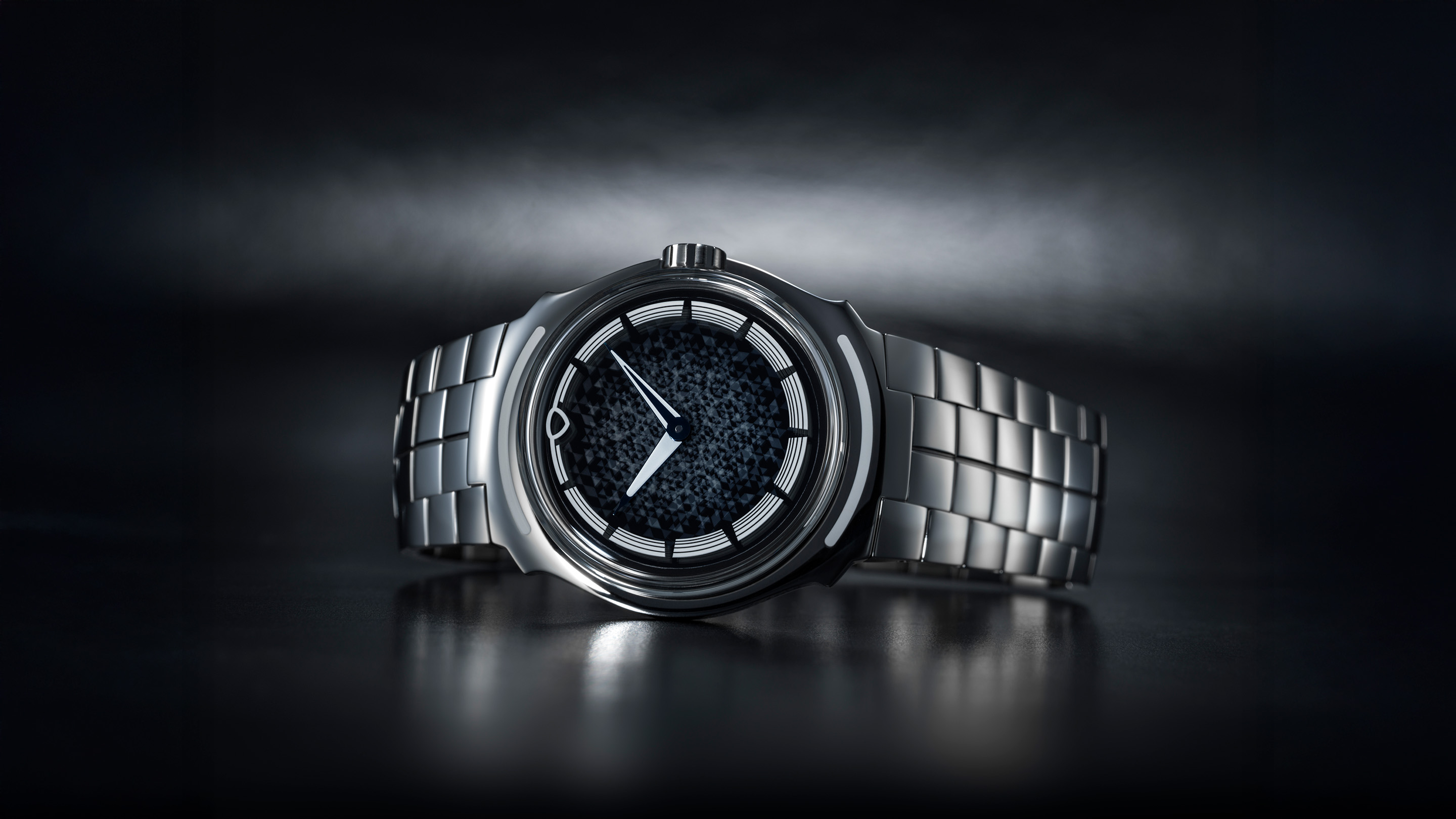 Introducing: Ming Debuts Its Integrated Bracelet Design With The 56.00 'Starfield'