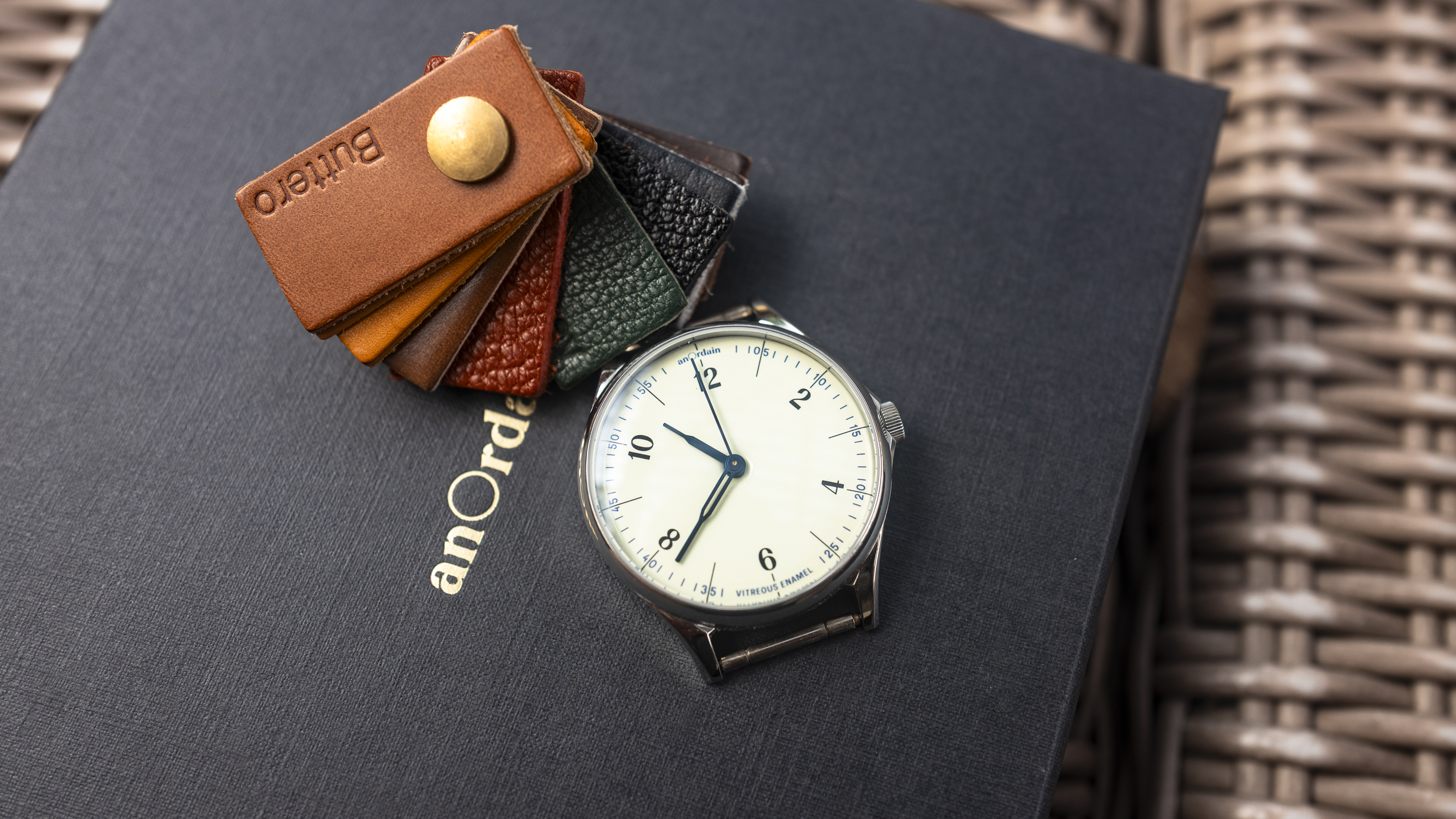 Review: AnOrdain's Bespoke Strap Service