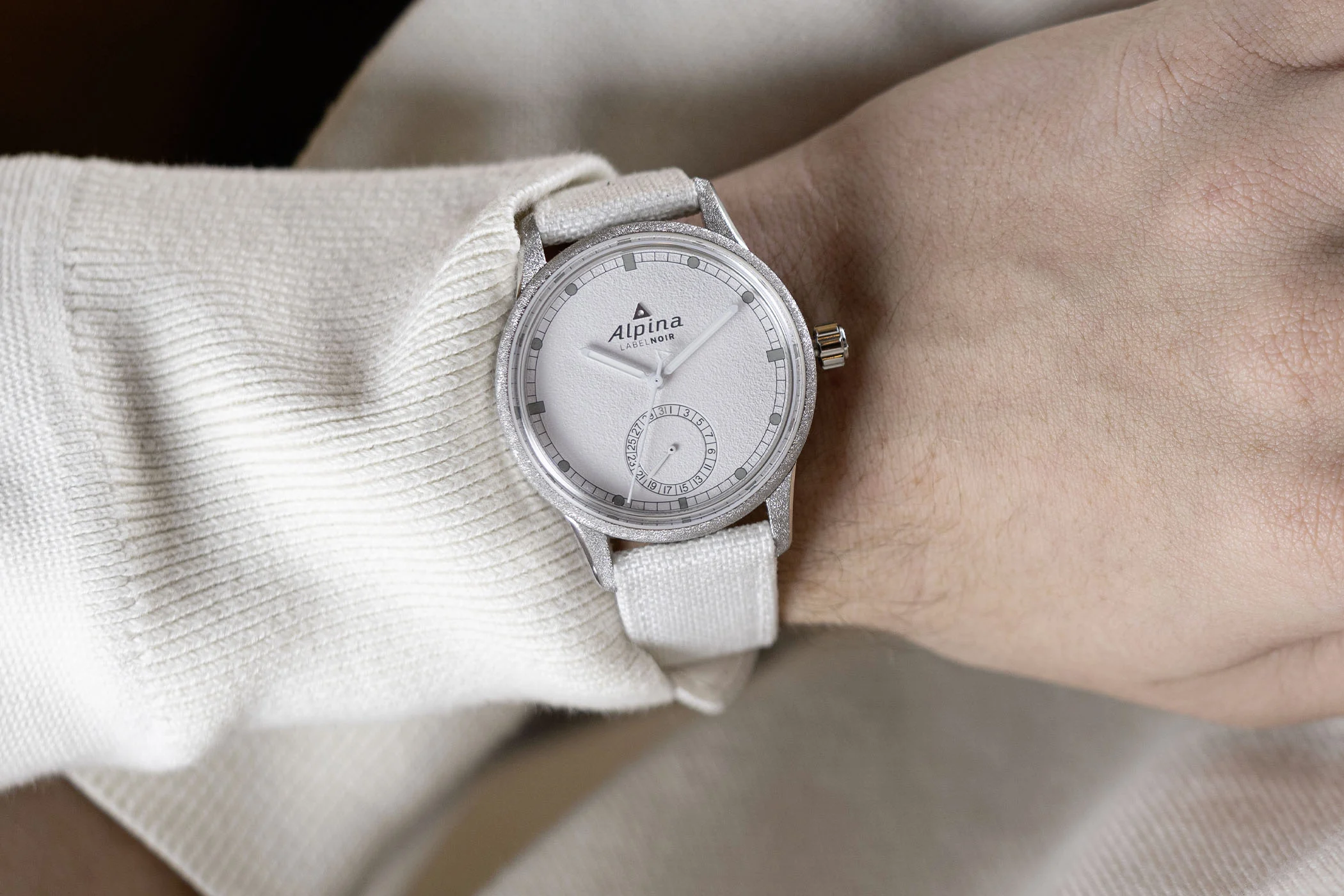 Introducing – The Snow-White Alpina x Label Noir Alpiner Manufacture Date Special Edition