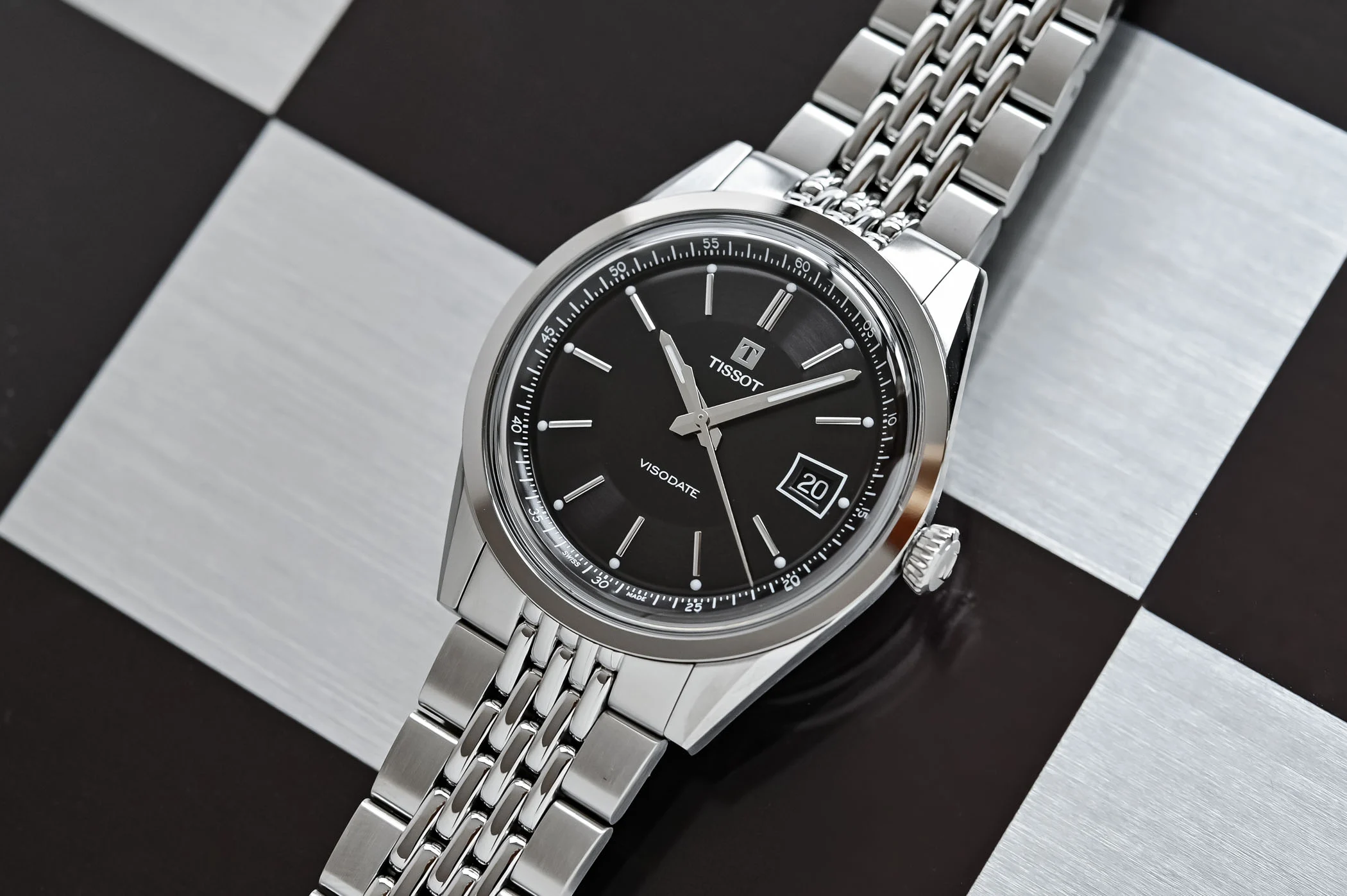 Hands-on – The new Tissot Visodate Collection, a Classic Redesigned