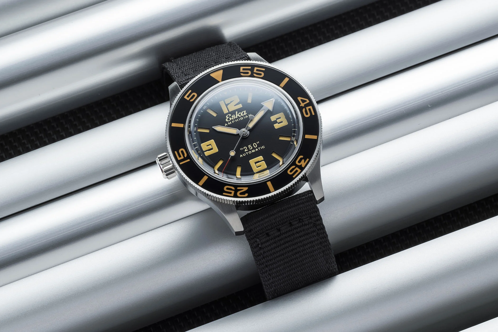 Introducing – The Eska Amphibian 250 Destro, a new Lefty Take on the Tool Watch
