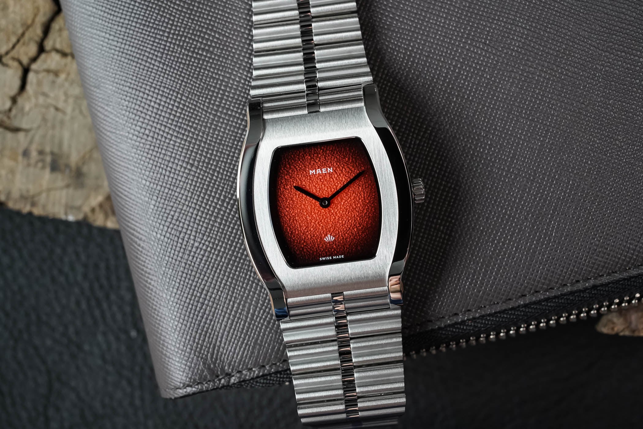 First Look – The Maen x Nico Leonard Grand Tonneau Ultra-Thin