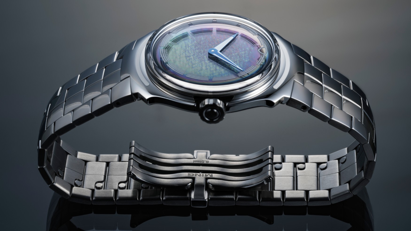 The 56.00 Starfield is exactly what you’d expect of MING’s first integrated bracelet piece