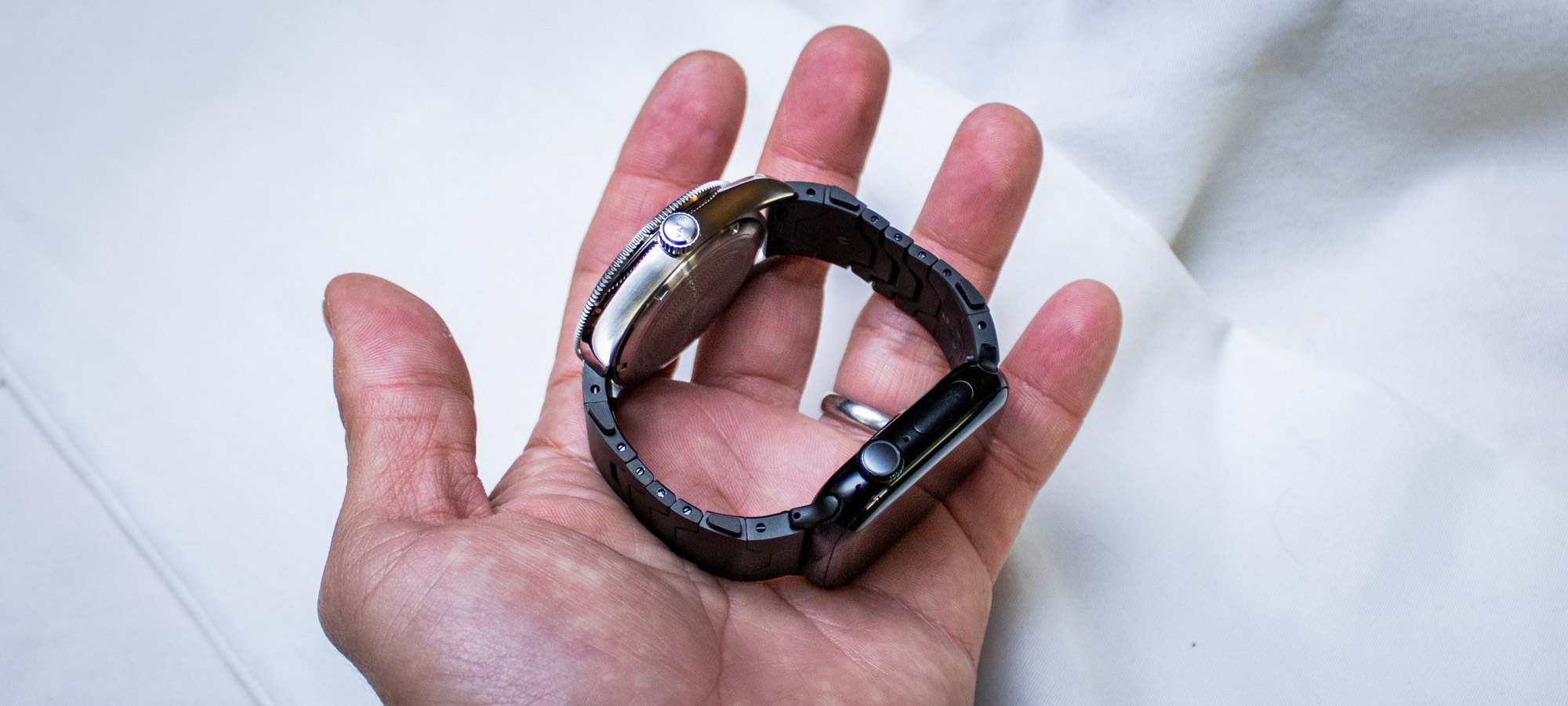 Hands-On: Is The Smartlet One Watch Bracelet The Answer To Double-Wristing?