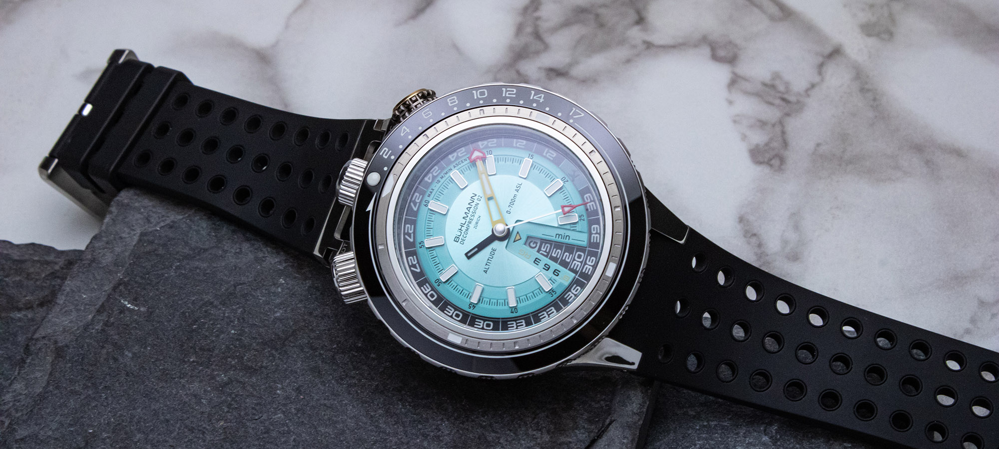 Bühlmann Decompression 02 Hands-On: An All-In-One Tool Watch For An Entire Dive Trip