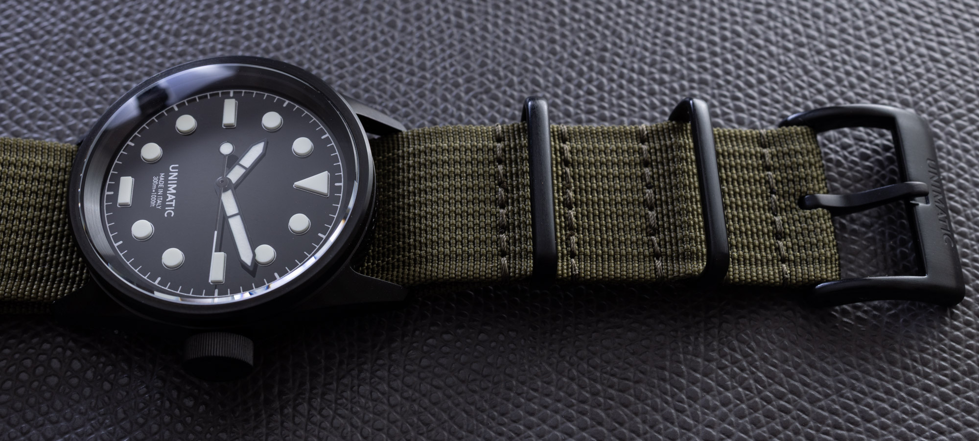 UNIMATIC Modello Cinque U5S-BLN Review: A Stealthy Higher-End 36mm Field Watch