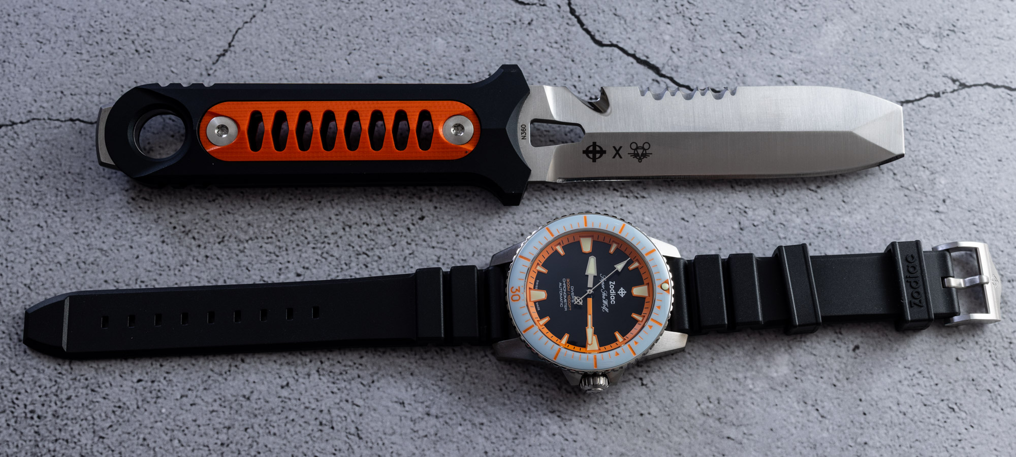 Zodiac x GiantMouse Pro-Diver Automatic Watch & Dive Knife Set Hands-On